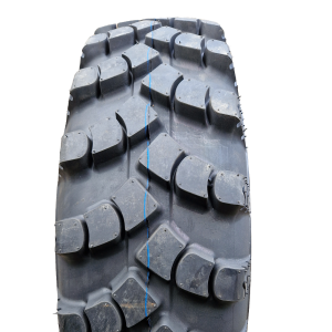 12,00-18 Marcher W-16A 14PR TT E2 (320-457) su kamera